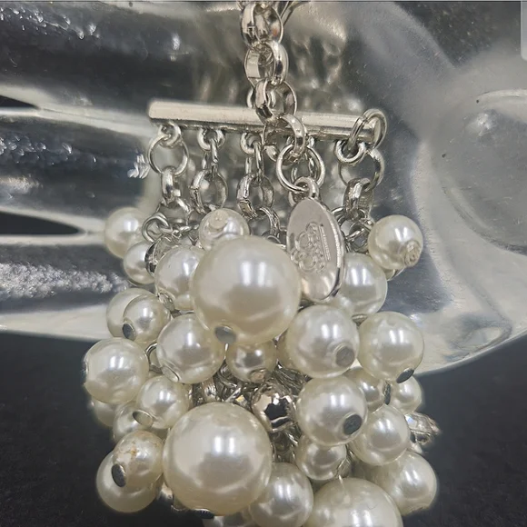 Vintage Aura Faux Cluster Pearl Rhinestone Silver Tone Link Bracelet - Picture 8 of 16